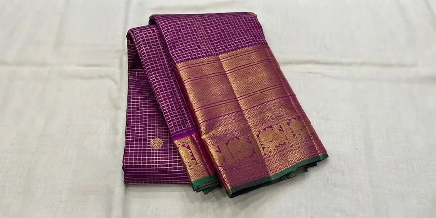 Old Pattu Saree Buying Service
