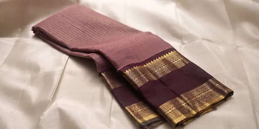 Old Saree Buying Service in West Mambalam
